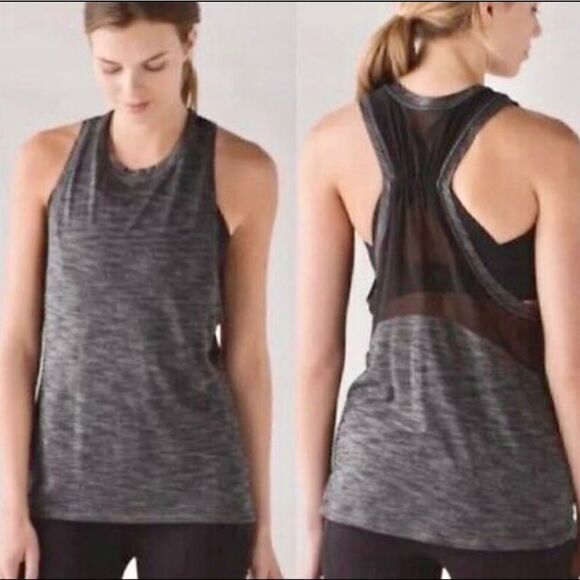 Lululemon Tank Top With built-in bra Size 4 - Picture 1 of 10